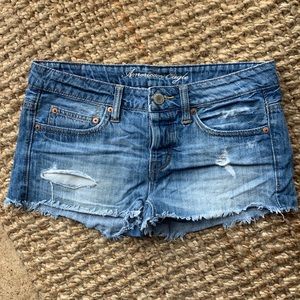 American Eagle- size 2, cut off Jean shorts!
